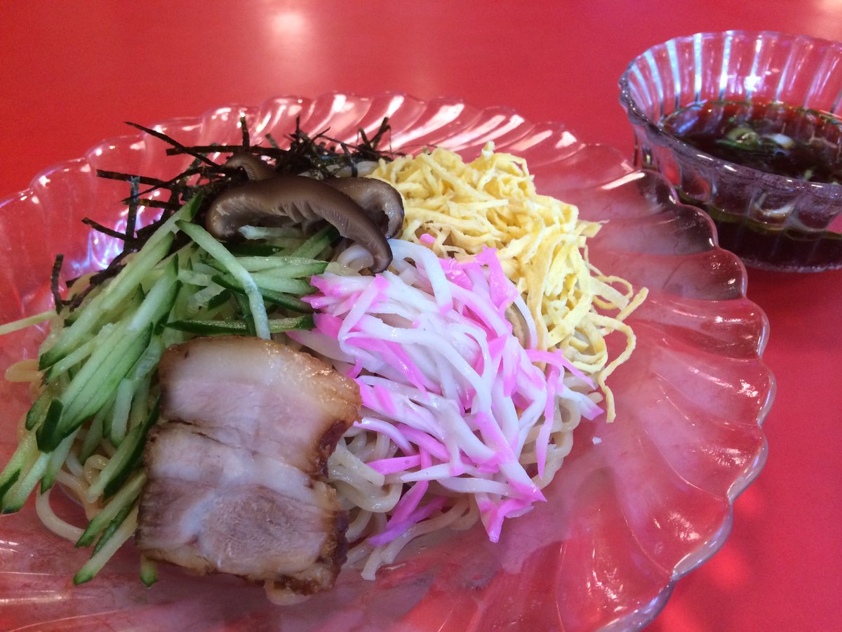 おはようございます😊
暑くなってきましたねぇ💦てことで、冷麺始めました〜🍜
今年も担々つけ麺、冷やしゆず塩ラーメン、冷やしつけ麺の3種類を用意してます😊
麺もお選びいただけます👍がっつり食べて暑い日を乗り越えましょ👍
ご来店お待ちしております😊