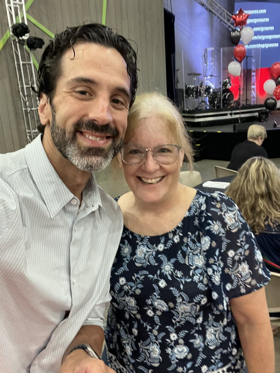 rmbtowner_tech's tweet photo. A big thank you to @gcouros &amp; @barrington220 for an inspiring afternoon to remind us of best practices and putting kids 1st. Favorite part- would you want to be a student in your own class?Always great to see you George! 
#barrington220 #D100inspires #iengage https://t.co/d6BDdVGkLJ