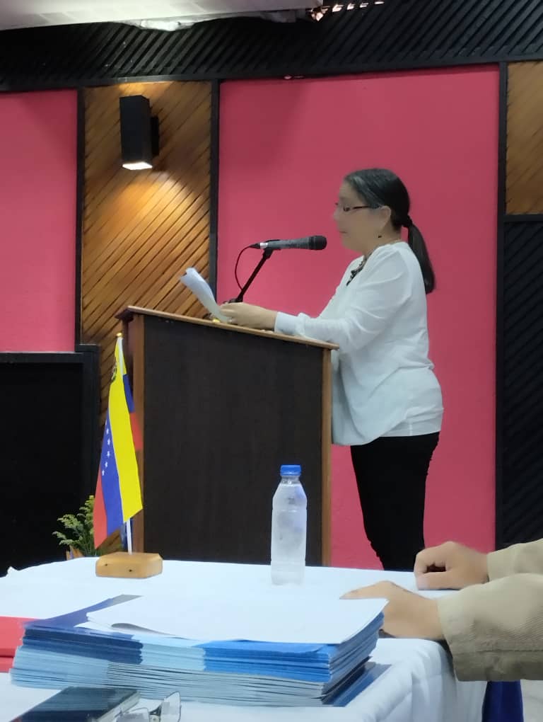 SomosUnem's tweet photo. #Entérate 🗣️| La #UTGUSucre realizó este #12Jun🗓️ el VIII Acto Grado de la promoción "Argelia Laya", en la cual 42 estudiantes  
recibieron sus títulos universitarios en las diferentes especialidades que ofrece la #UNEM.

¡Seguimos formando profesionales para la #Patria! https://t.co/0dnifA6snb