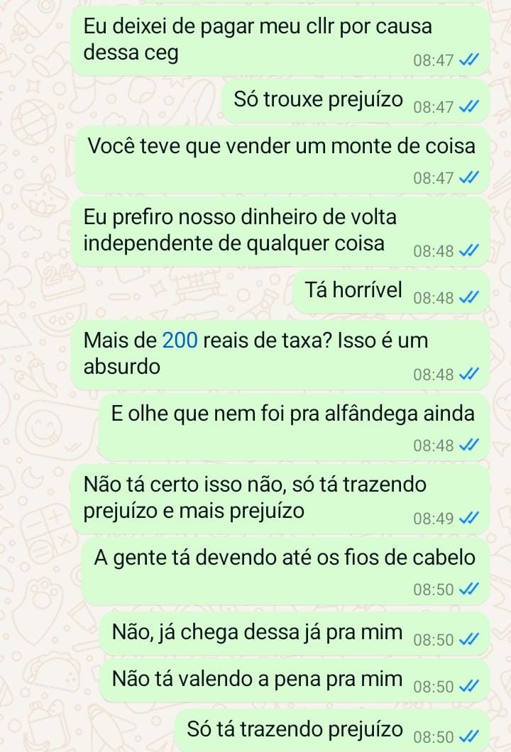iorycollector's tweet photo. Mas agora já tá tudo "bem"(?) Então espero não termos mais problemas. Algums prints q eu falei pra ela (última me referindo a xmas), sei q o set também acabou com ela e com nossa saude mental em geral, então não posso culpar ela sobre isso https://t.co/DYP3vmT1Xn