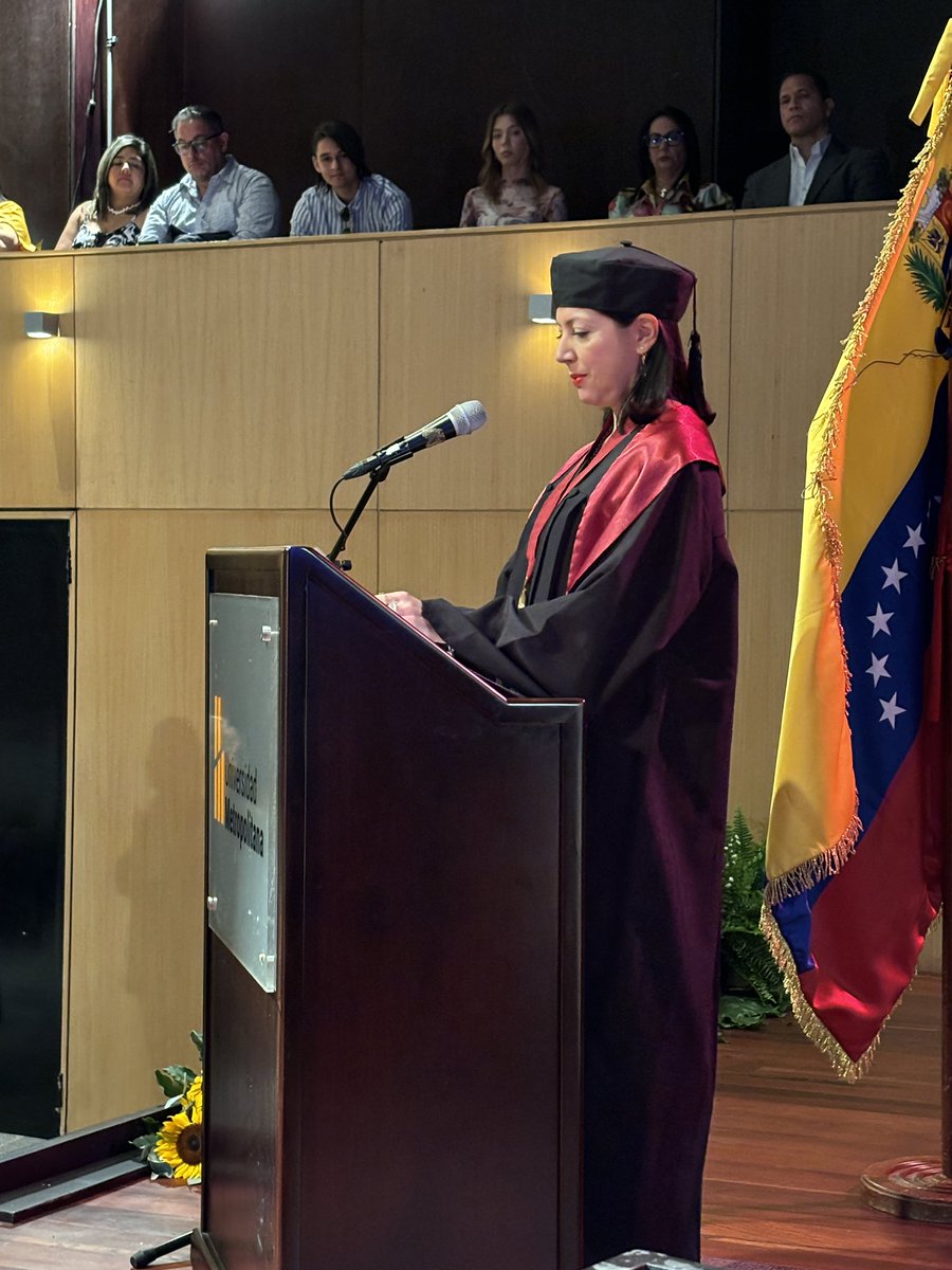 Hoy Margarita estuvo representada en el 50ava promoción de la Universidad Metropolitana. Ana Sofia Tarbay fue la oradora de orden y contó cómo su paso por la Unimet potenció su espíritu emprendedor para junto a su familia crear Tarbay.