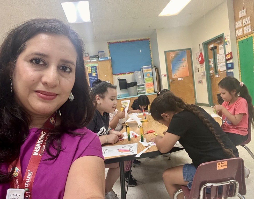 GinaSaenz18's tweet photo. @PSJAISD Week one of PSJA Summer Enrichment Camp! Our students had a blast with all the fun and engaging Social Emotional Learning activities. Thank You to our amazing PSJA SEL Team for all that you do! #PSJACares βοΈππ¦π https://t.co/RbACJY4cPd