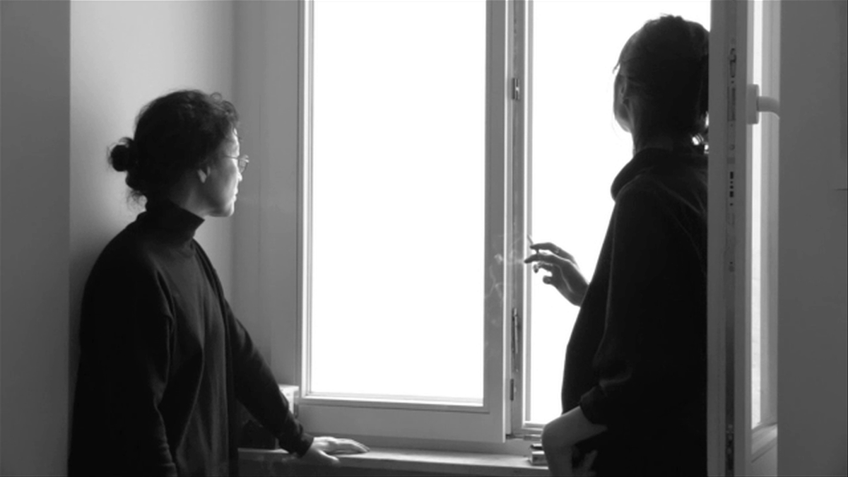 watashitachihe's tweet photo. Introduction ‘인트로덕션’
Hong Sang-soo, 2021 https://t.co/ZhVLGnDi2B