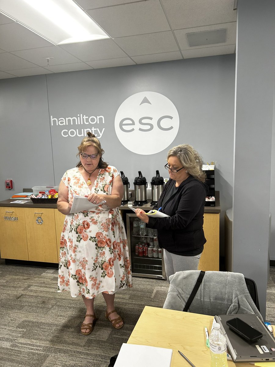 Such an amazing week with educators from <a href="/IamCPS/">I Am CPS</a> working on strategies to support #EnglishLearners.  Four full days of positive engagement. Thanks for sharing joy 💕 <a href="/HamiltonCoESC/">HCESC</a> <a href="/urbanesc/">CUES-UrbanEdServices</a> <a href="/EWilliamsTESOL/">Emily Williams</a>