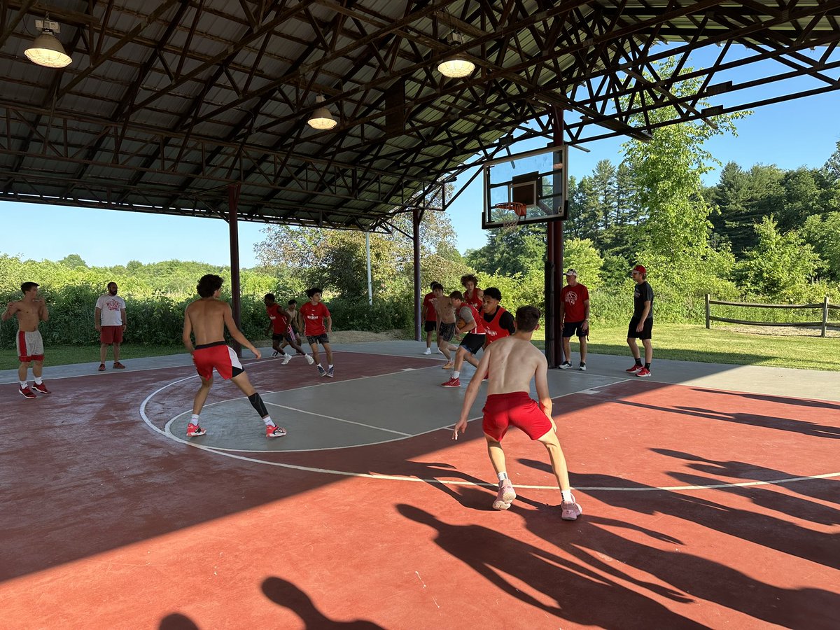 Finishing up the night outside and then ready to grab some pizza at Eastern.