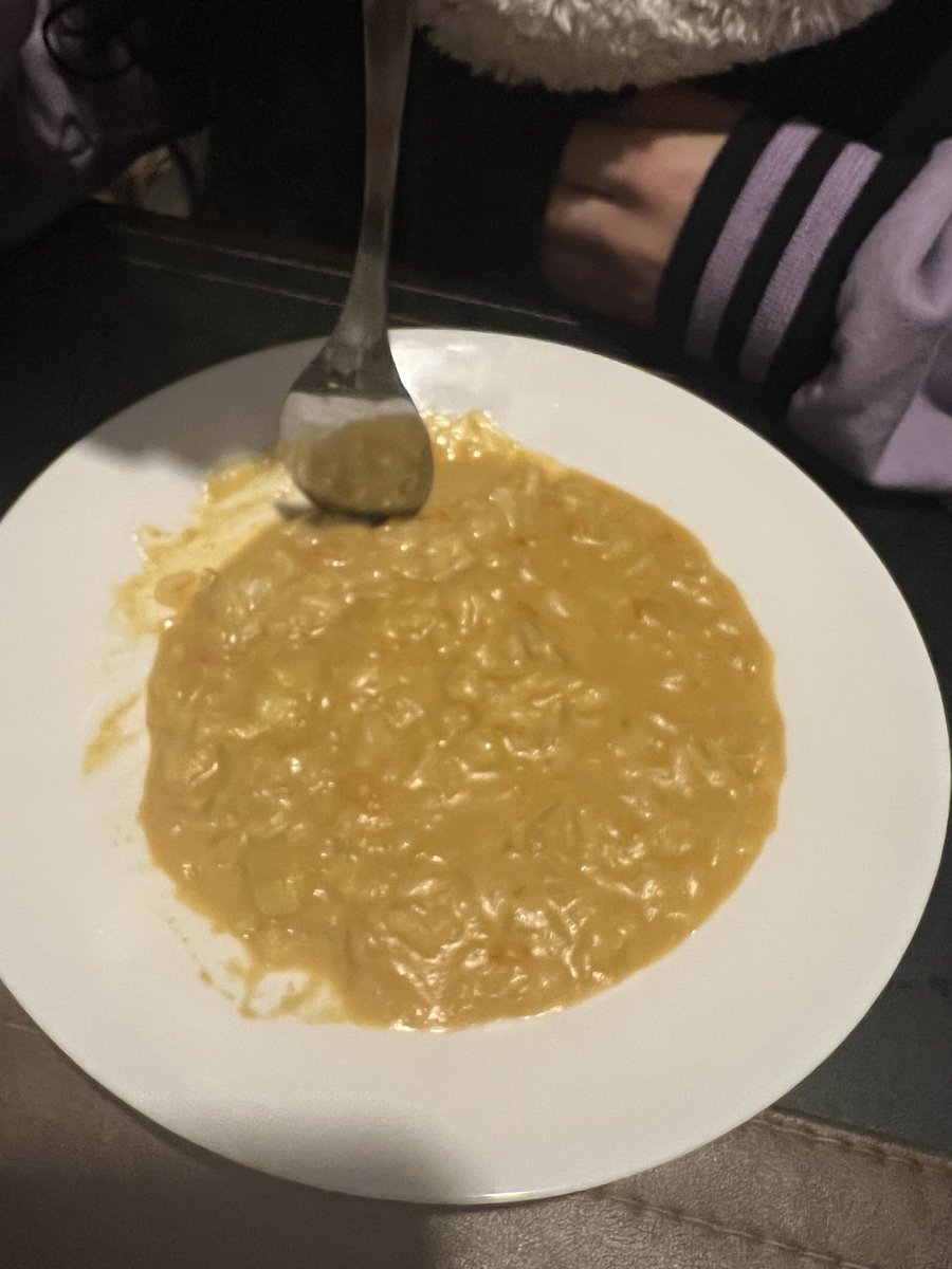 aliviada's tweet image. #colado 3.0 😋

#Cúrcuma  #Zapalloitaliano #Arroz #Crema y una frasco de #picado + condimento saludable.

Exquisito.
Rápidismo.
Sano. (Dentro de lo que se puede) 😁