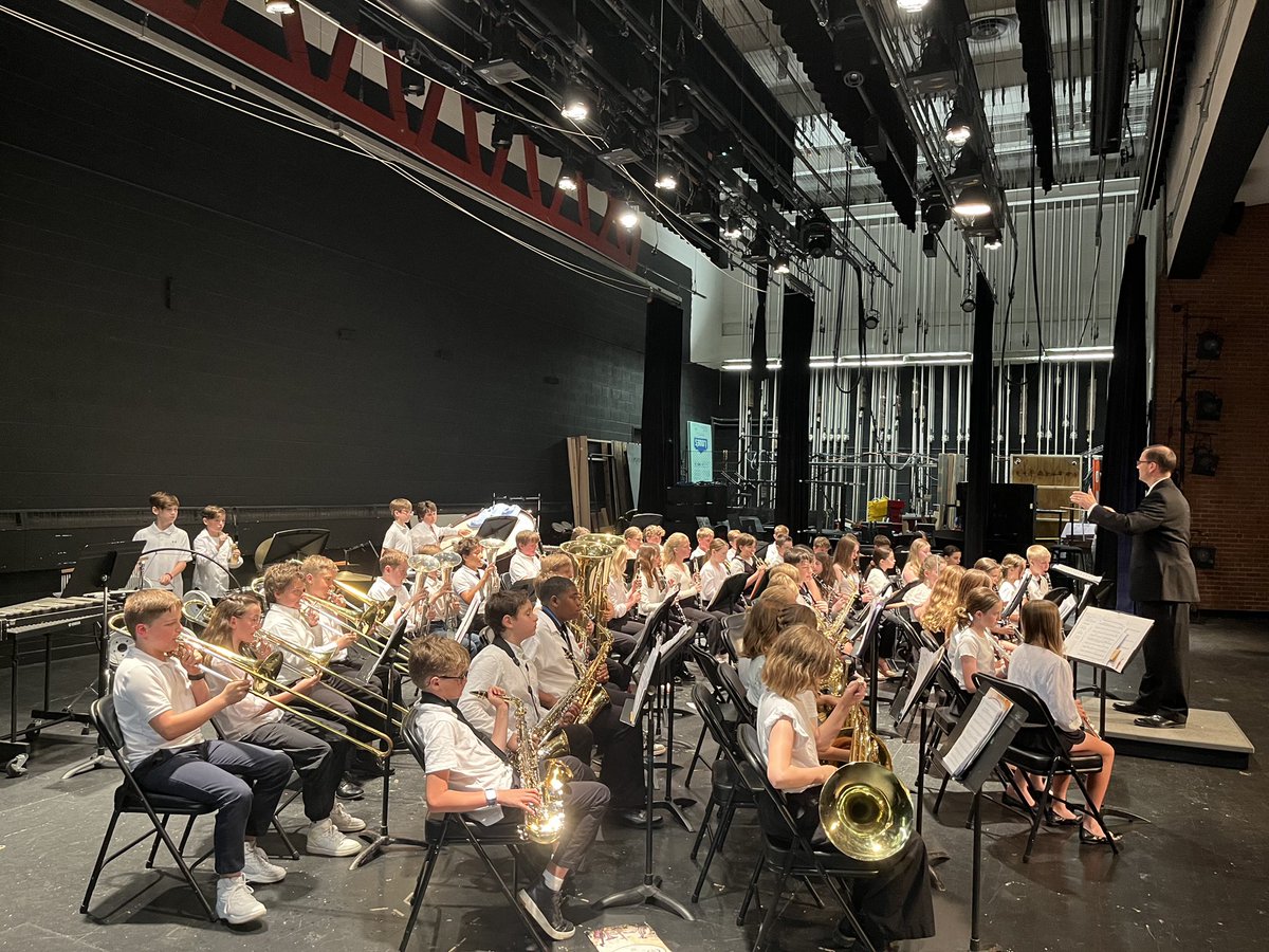 A great night for the spring band concert for <a href="/NSFairport/">Northside School</a>, @BrooksHill_FCSD, and <a href="/japrincipal/">Jefferson Avenue School</a>! Our fifth graders are stars!! <a href="/FCSDtweets/">Fairport Central School District</a>