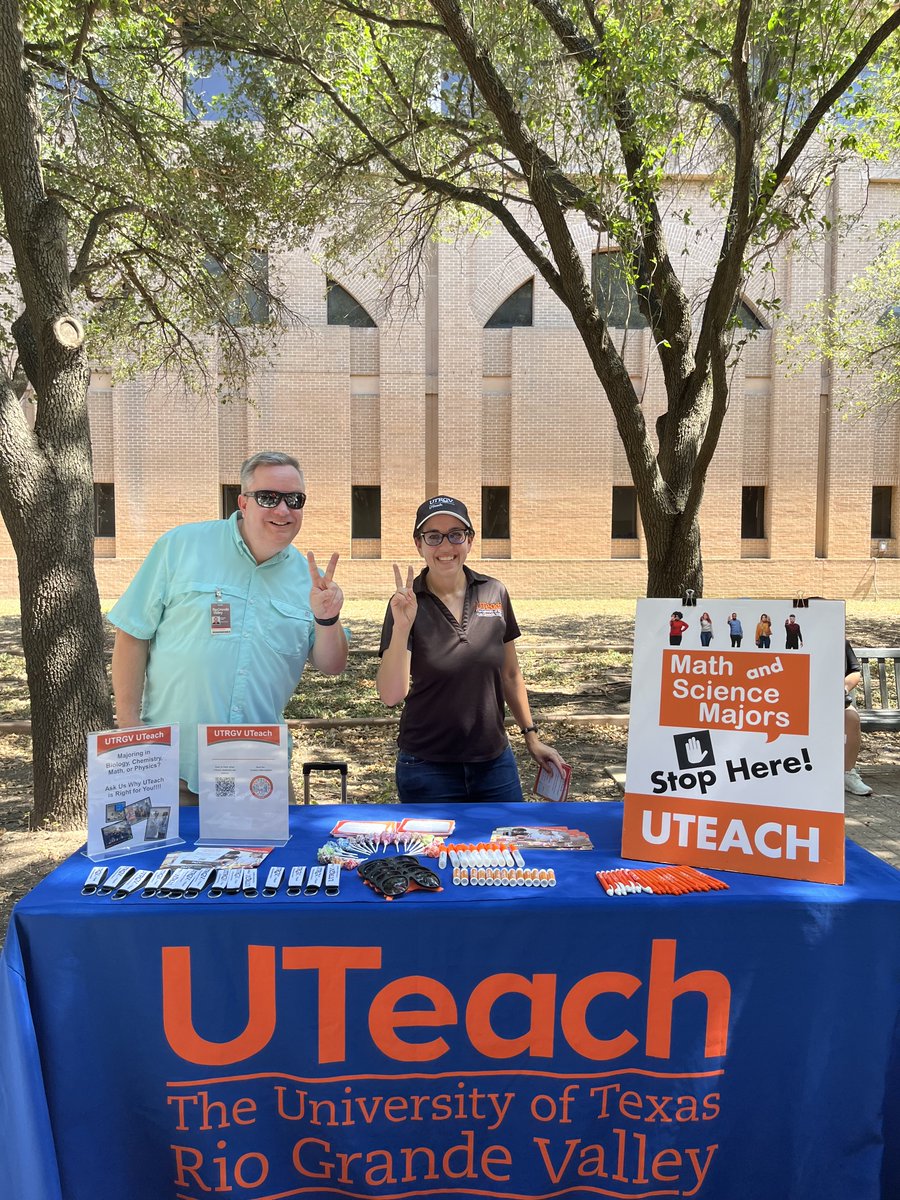 UTRGVUTeach's tweet photo. Another great day to recruit for @UTeach! Know some math or science majors who would like to try teaching? Tell them to sign up for Step 1 - UTCH 1101. And stop by our recruiting table during the orientation fairs. We'll be here all summer! #TryUTeach https://t.co/4xjel7CrRc