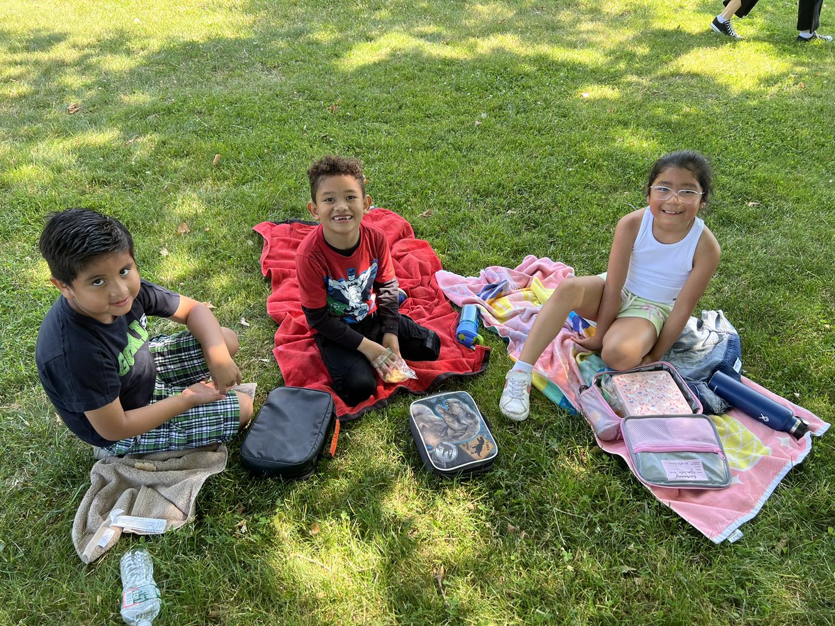 Carl Lawson tweet media