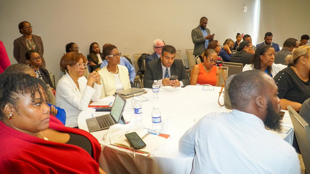 NigelClarkeJa's tweet photo. The GOJ is working in a strategic partnership with the WB to accelerate Jamaica’s pace of development. https://t.co/C2PerLkbbi