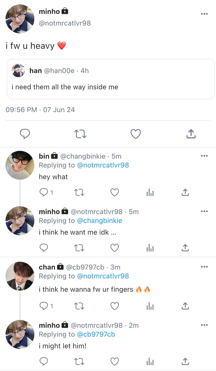 a mnsvng (🐰🐿️) socmed au

“mh is a rhythm game ytber; jsvng, an avid watcher, just really likes his hands”.

— mature, explicit language.