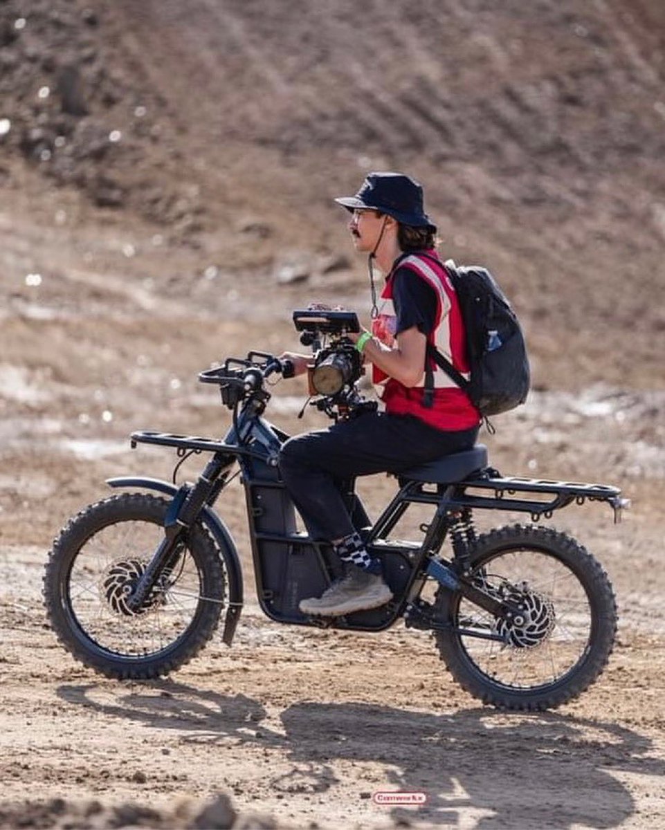 ubcobikes's tweet photo. Capturing speed, silence, and the thrill of the trail! π₯ποΈ The Camworkx LLC team takes their filmmaking to new terrains with the UBCO 2X2, proving itβs the ultimate ride for high-level motocross documentaries. π₯ #UBCO2X2 #FilmOnTheMove #MotocrossMagic
πΈ @camworkx https://t.co/WY07J6pHwU