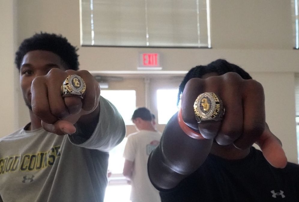 gcfootball's tweet photo. Ring Ceremony 💍 🏆
#WeAreGC #RingEm #WhatsImportantNow https://t.co/CstXuYN2ZB
