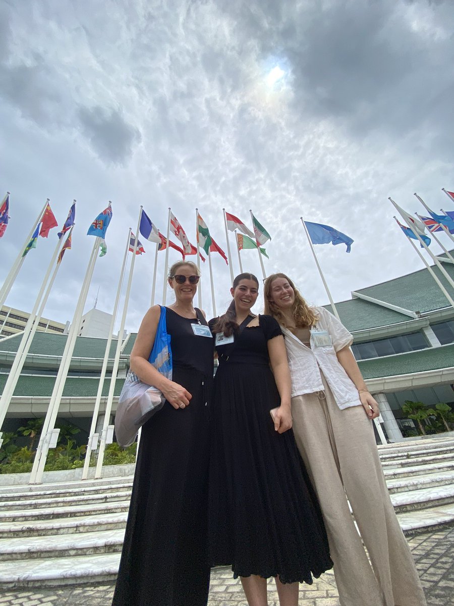 Heike Roth tweet media