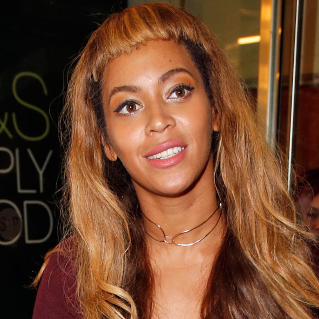 intimatedaze's tweet photo. BEYONCÉ HAS LANDED ON PLANET DOPAMINE #Dopamine https://t.co/SWdhZZT9wy