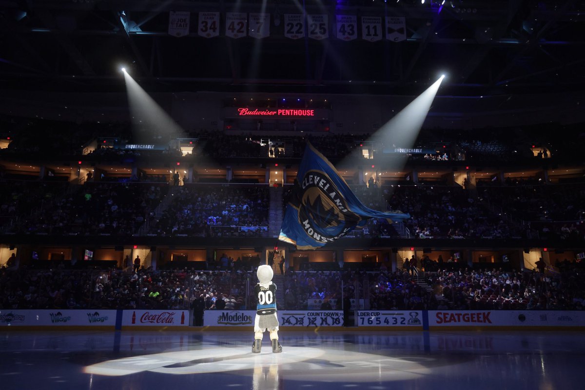 Monsters fans, you showed up and showed out this year. You helped us lead the league in attendance yet again. You packed playoff watch party after playoff watch party. You show why this team is so important to all of us.

Thank you, Monsters fans. 💙🖤🏒