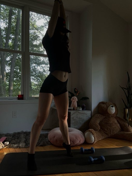 Big stretch https://t.co/QVimWNzk2k