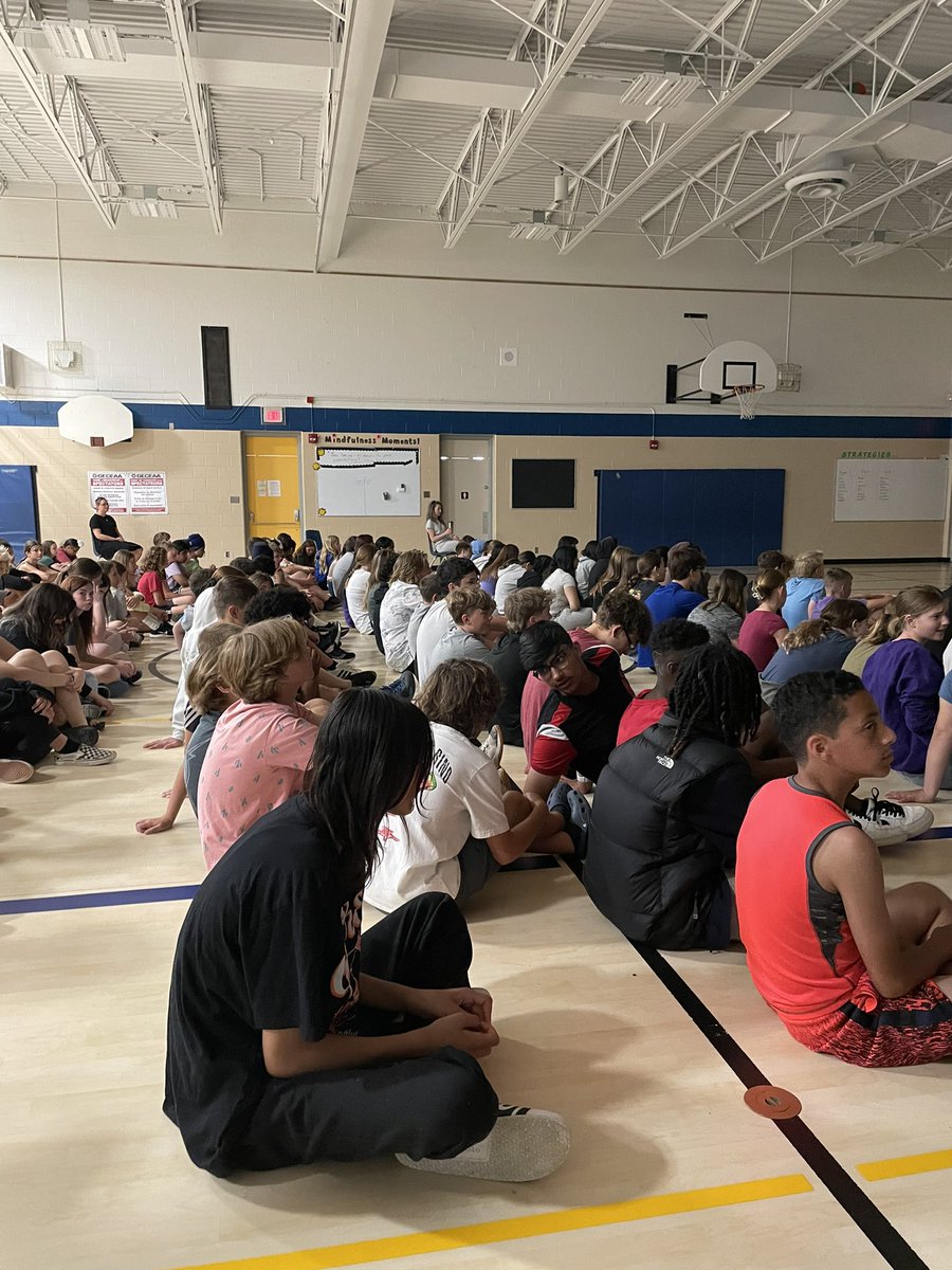 KlimkowskiMrs's tweet photo. Thank you @skillsontario for your very informative and important information about the trades @belleriverbucs to our grade 7 and 8 Ss. Looking forward to what their future brings 💫🌟@MmeHarrison1 @mrs_meloche @dales_mr @ManthaRise https://t.co/bC0A3mFy0U