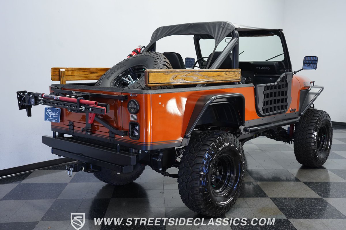 streetsidecars's tweet image. This 1983 #Jeep #CJ8 #Scrambler features a 4.2L Inline 6 paired with a 4-speed manual transmission. See more of this car here: streetsideclassics.com/vehicles/4653-…