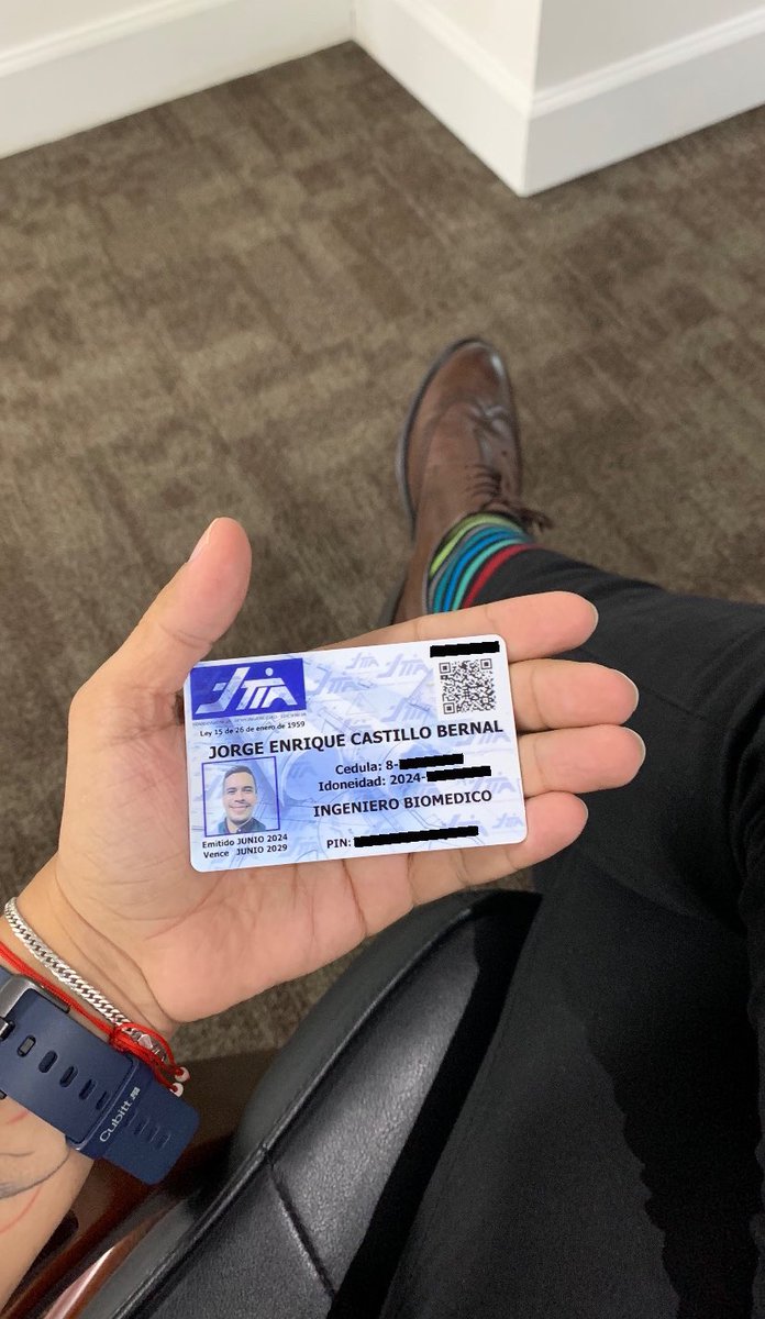 JCastilloBernal's tweet image. Un sueño materializado, una de mis tantas metas hecha realidad. Ya puedo decirlo: soy un ingeniero IDÓNEO en la República de Panamá! 🧬🦾