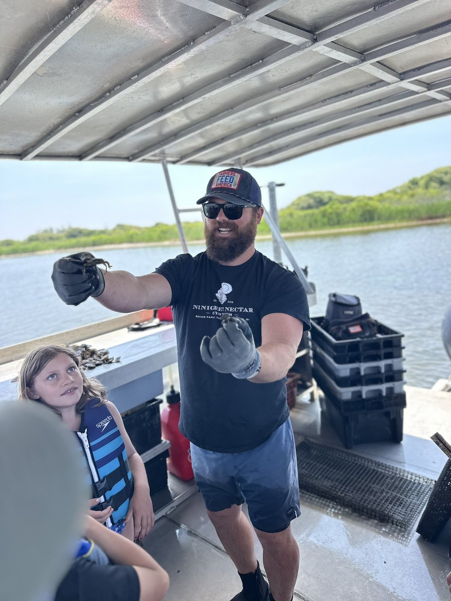 Best day of the year!! Field trip to the oyster farm!!🦪 #ashaway #oysters #ninigretnectars