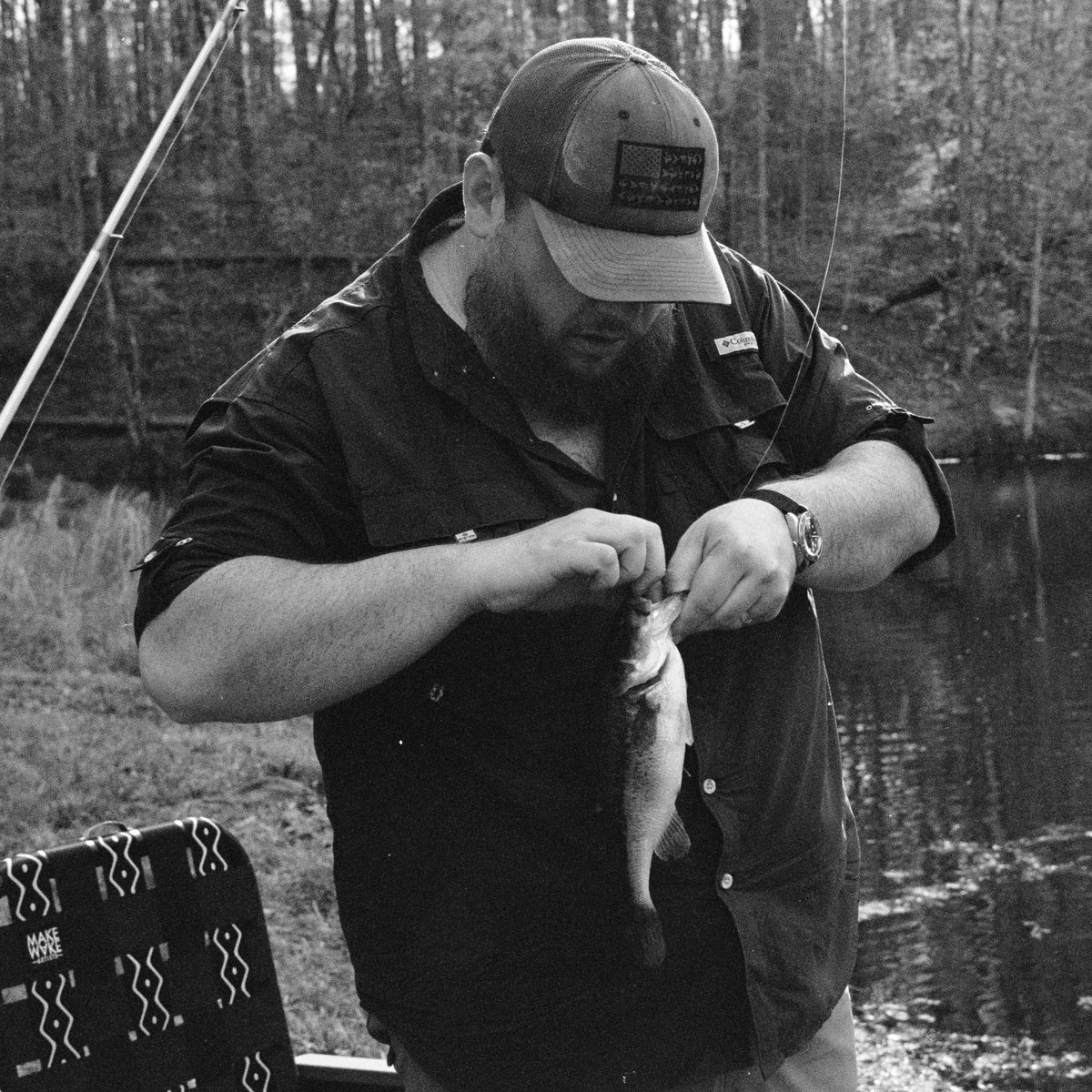 lukecombs's tweet photo. My new, 12 song album Fathers &amp; Sons out TOMORROW, June 14. https://t.co/VZdujysUFZ