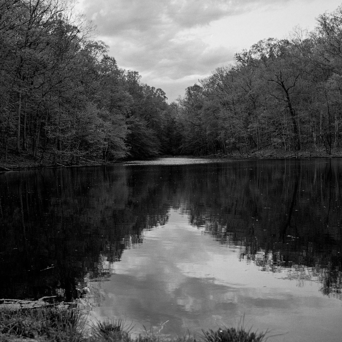 lukecombs's tweet photo. My new, 12 song album Fathers &amp; Sons out TOMORROW, June 14. https://t.co/VZdujysUFZ