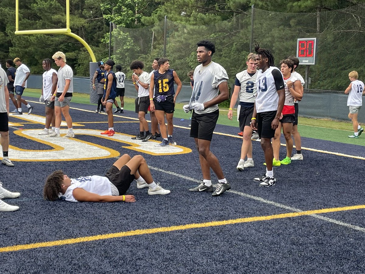Coach Daniels (@coachdaniels06) on Twitter photo 2025 WR <a href="/taecrow4/">Dontae Crowder</a> was another prospect that flashed yesterday at the <a href="/ReinhardtFB/">Reinhardt Football</a> Camp. The 6’4 195lb prospect moved well and was a crisp route runner. Watched his film and he can make all the catches thrown at him. Coaches check him out 2025 WR <a href="/taecrow4/">Dontae Crowder</a> was another prospect that flashed yesterday at the <a href="/ReinhardtFB/">Reinhardt Football</a> Camp. The 6’4 195lb prospect moved well and was a crisp route runner. Watched his film and he can make all the catches thrown at him. Coaches check him out