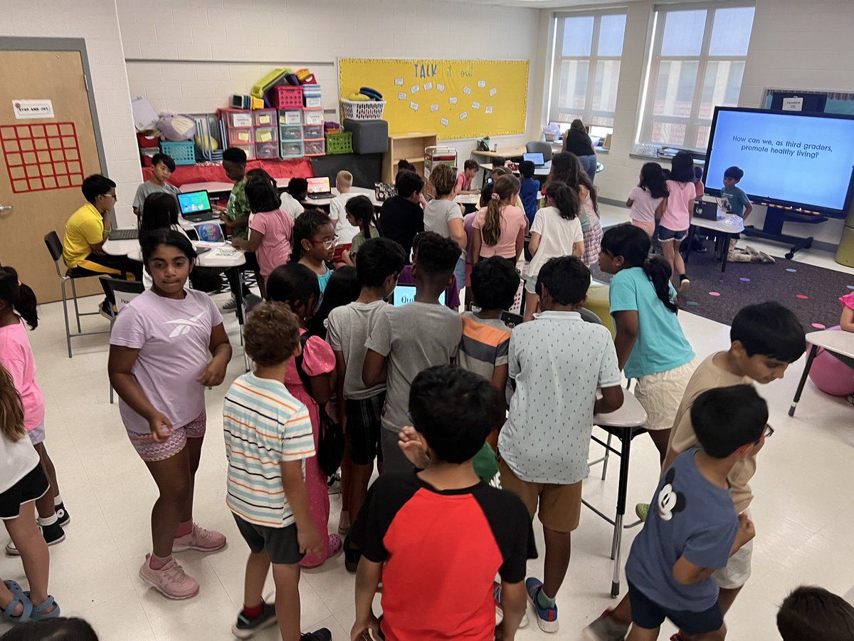 Stephanie Hawkins tweet media