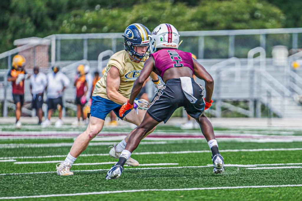 nate_dailey2's tweet photo. Clips from 7on7 this week @RecruitLouisian @CentralRecruit_ @CoachCamp44 @JohnEadsWAFB https://t.co/GGVAyAYIBQ