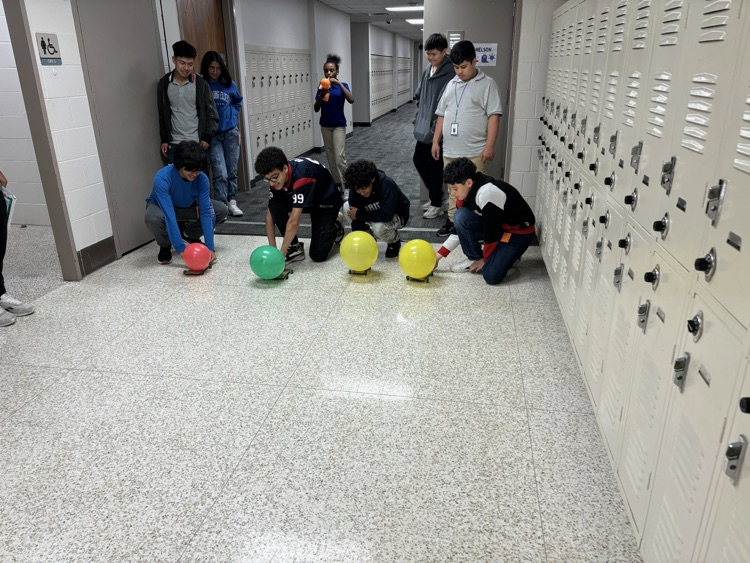 alief_middle's tweet image. Check out our Week 2 #STEM Highlights! #SUCCESSnothingless | @TheInnerZirkle @MMrbracy @APBlair_ @AliefISD @AliefScience | Engagement was at 💯!