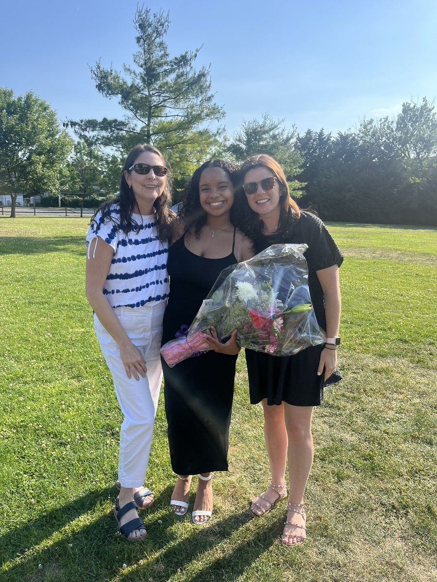 So proud of my senior, Jasmyn Peralta, for being selected as one of the recipients of The United for Change Memorial Scholarship. She is one of the most hardworking people I've ever met. She's off to <a href="/SyracuseU/">Syracuse University</a> next year to chase her dreams! #proudcounselor <a href="/OSchoolsPR/">Oceanside School District #OSD_NY</a>