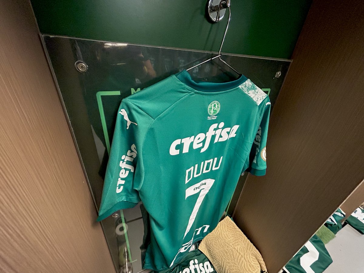 Palmeiras's tweet photo. Manto novo 🤝 retorno do ídolo

Ansiosos pra vermos você de volta, Baixola! 7️⃣💚
 
#AvantiPalestra #PALxVAS
#JuntosNoBrasileirão https://t.co/qCXUwu6GqN