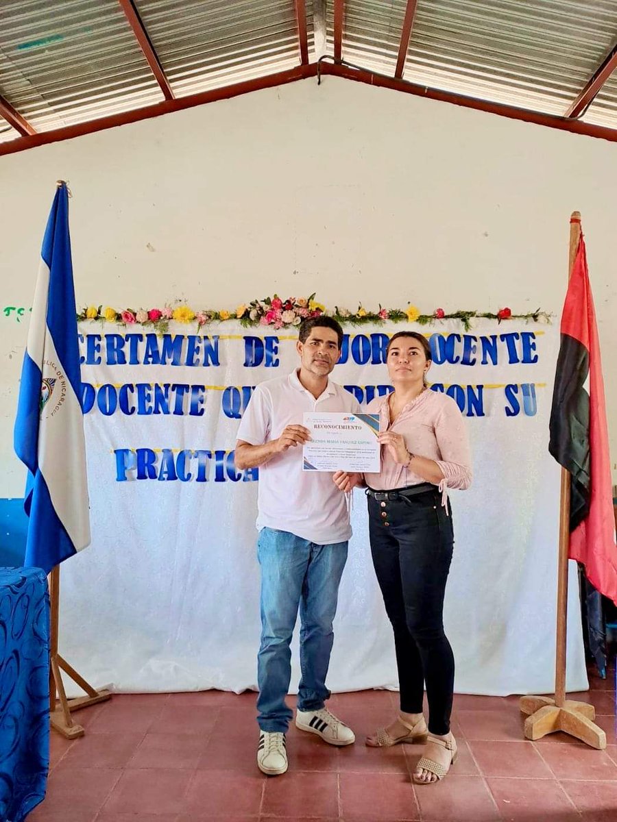 En el Municipio de Santa Maria, Nueva Segovia se realizó el
Certamen "Docente que Inspira con su Práctica Pedagógica"
Modalidad de Secundaria.
#UnidosEnVictorias
<a href="/CaleroMariela/">Mariela Calero 🇳🇮</a> <a href="/zutano_cs/">Clandestino Sandinista 🇳🇮❤️‍🔥</a> <a href="/huella_sandinis/">HUELLA SANDINISTA🇳🇮</a> <a href="/Atego16/">@🅰🆃🅴🅶🅾 🇳🇮</a>