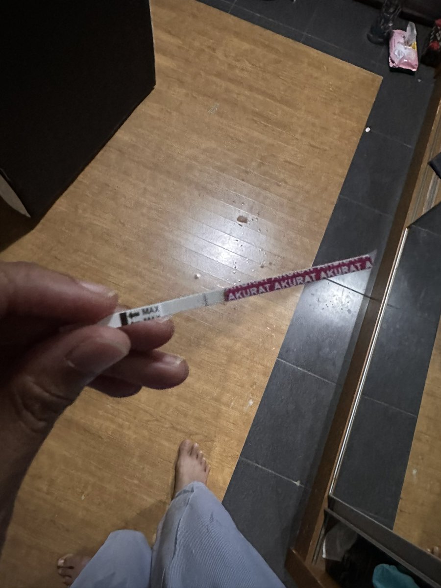 Padahal punya suami &amp; pake IUD, tapi tetep aja takut kalo positif🫠🫠🫠🫠