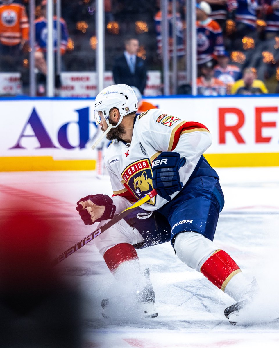 FlaPanthers's tweet photo. VAMOS. GATOS. https://t.co/fJIcqM3loS
