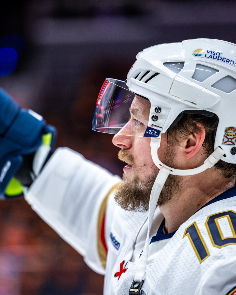 FlaPanthers's tweet photo. VAMOS. GATOS. https://t.co/fJIcqM3loS