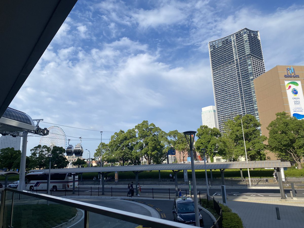 shug_yusuke's tweet photo. ヨコハマベイエリア(分かってない) https://t.co/VYcvL9iKUz
