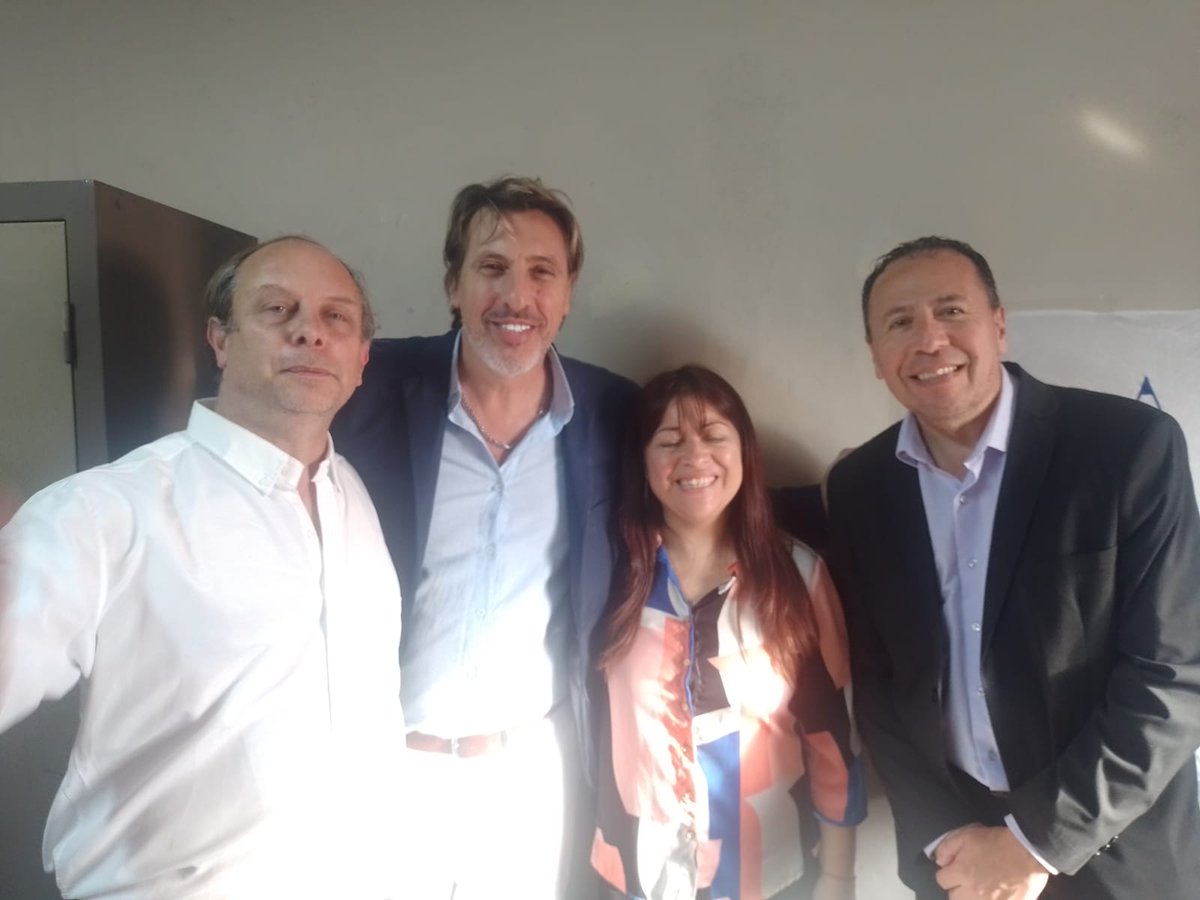 RTartaruca's tweet photo. Inauguración de la Filial de UDA Merlo https://t.co/J1WojRrgyk