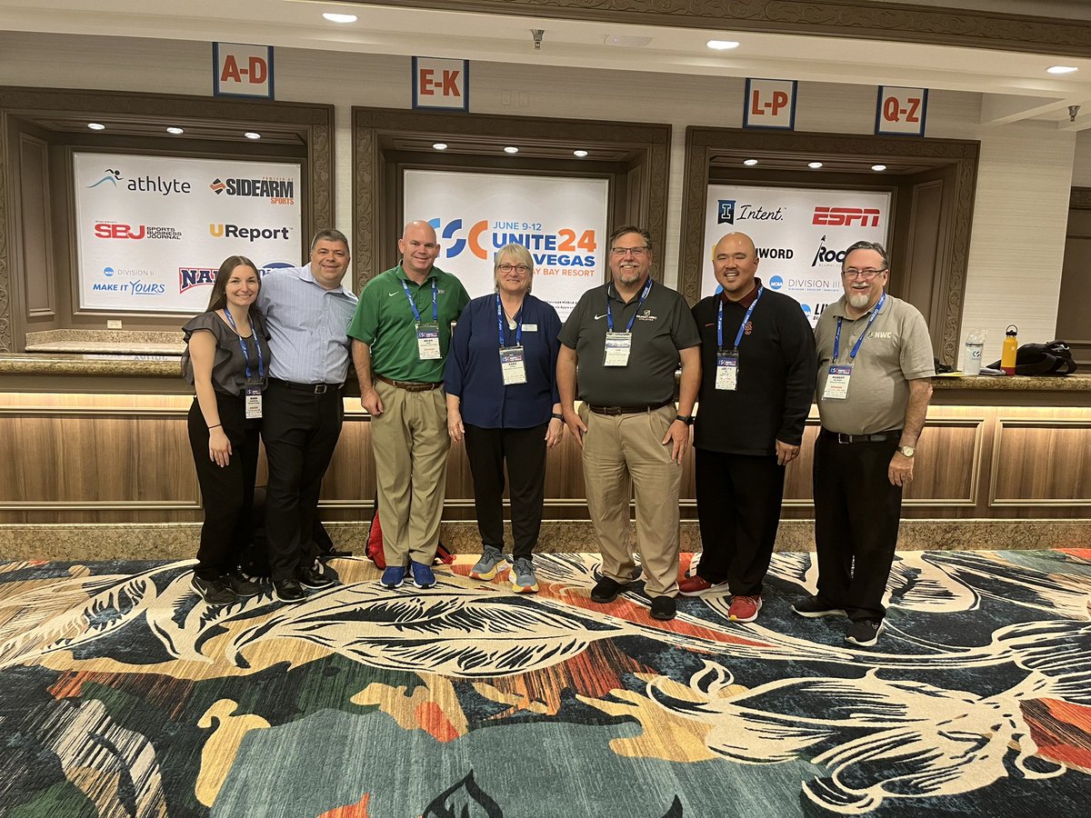 mariaslov's tweet photo. This programming committee (including those not pictured) did an AMAZING job on planning #CSCUnite24 ‼️ 

It’s a pleasure working with each of you and was great to catch up in person! https://t.co/VNCRjbqewz