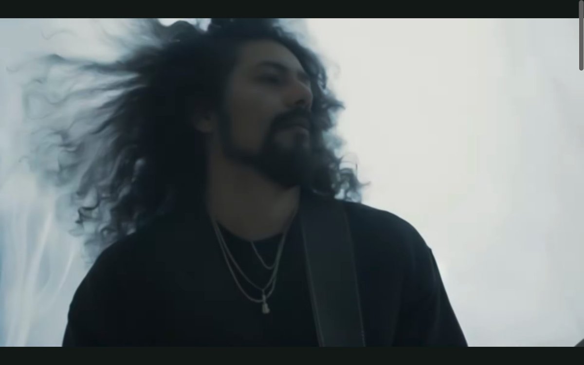 FreeV's tweet photo. Colombian band La Chiva Gantiva & Panamanian artist Cienfue, and the music video for their song titled  VIBRATION IS LIFE, is followed by hours of human curated music videos. Watch here: https://t.co/SvKP85xTeY

@LACHIVAGANTIVA @Cienfue #VibrationIsLife #FreeV #TheIndies #MusicTelevision #PoweredByFreeV