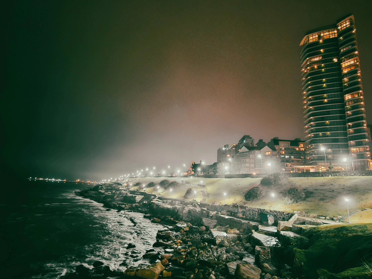 iDavidFernando's tweet photo. Caminando por #mardelplata https://t.co/n0aawLDNmJ