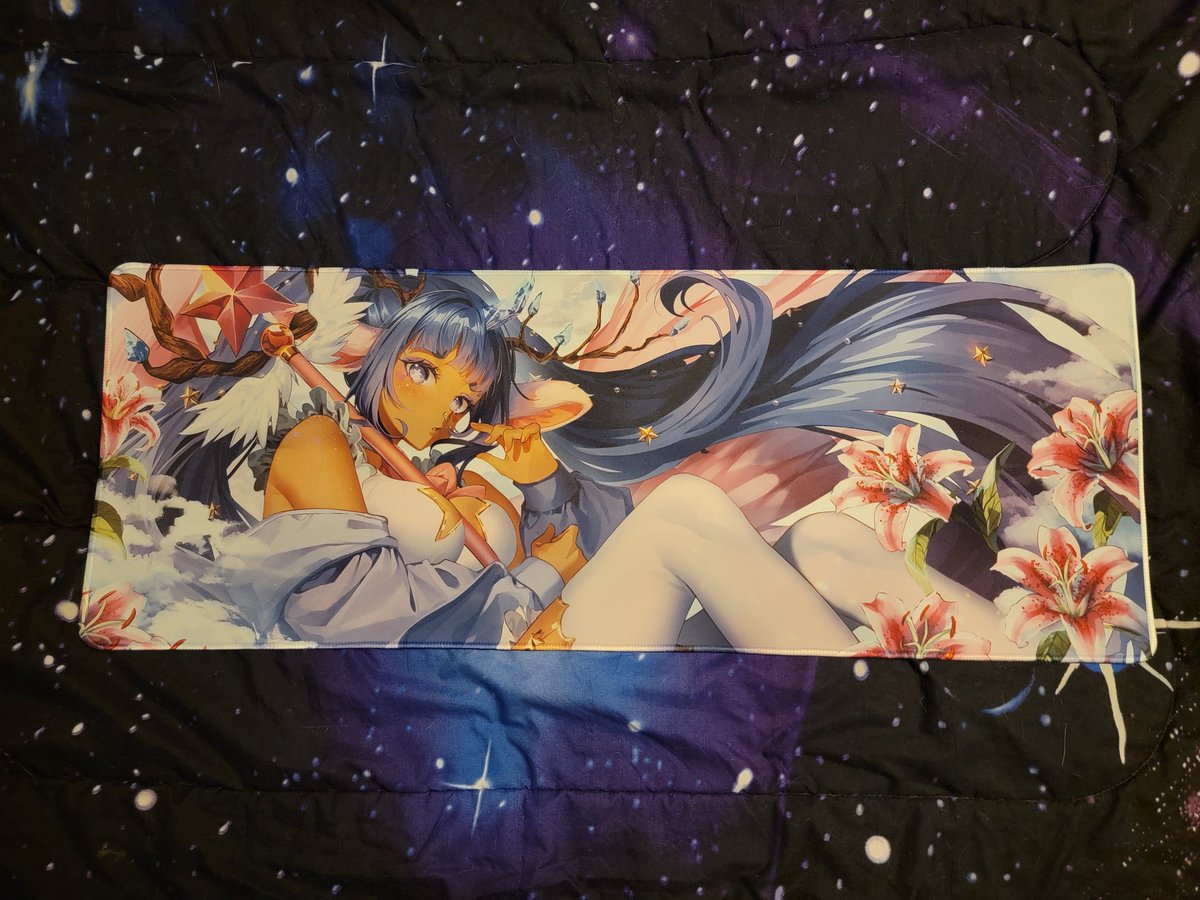 FrostbytTgressa's tweet photo. Received my SonaStargazer desk mat that I won in a giveaway after winning a Marbles On Stream Grand Prix that Sona did this past Friday. The Sleepy Time t-shirt was something I bought because of cute it is.
#sonamerch #StarSprites https://t.co/2ZpgGTyjeg