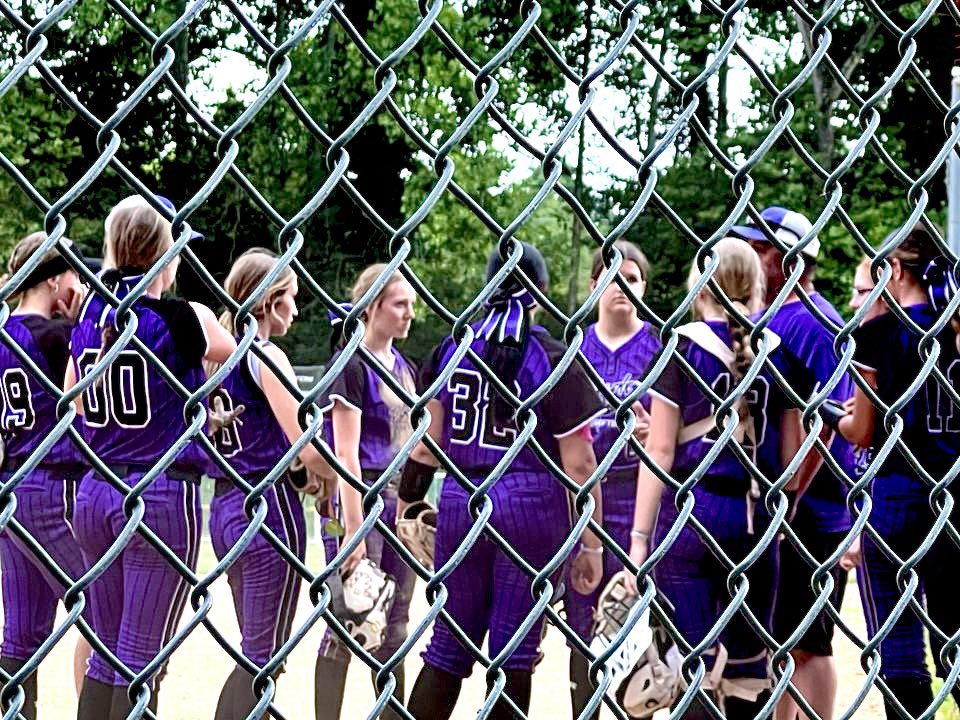 PH16UColburn's tweet photo. 💜🥎 Happy World Softball Day 🥎💜  
#WorldSoftballDay #16ucolburn #purplehazehustlers #collegeboundathletes https://t.co/7nz7st3WUj
