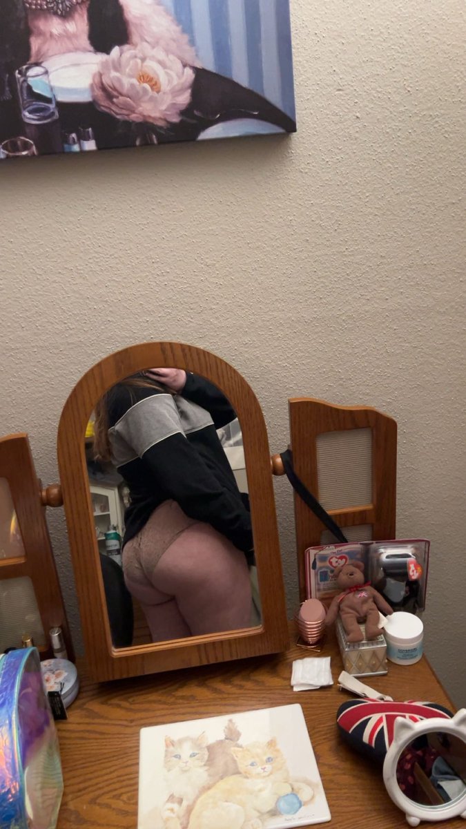 strwbrysuccubus's tweet photo. just gonna leave this right here again https://t.co/92BPDcVukw