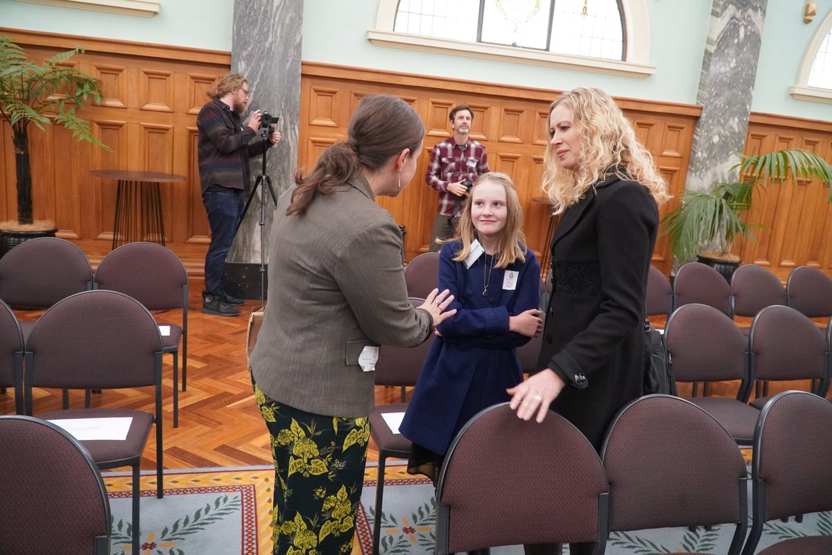 Forest & Bird (@forest_and_bird) on Twitter photo Hosted by <a href="/GovGeneralNZ/">Governor-General NZ</a> Her Excellency The Rt Hon Dame Cindy Kiro, we were also repped by F&B Youth & 9-year-old plastics campaigner Eden.
With thanks to <a href="/nzBritish/">British Council</a> <a href="/royalsocietynz/">Royal Society Te Apārangi</a> <a href="/JaneGoodallInst/">Dr. Jane Goodall & the Jane Goodall Institute</a> for organising
📷 Grant Maiden & Lynn Freeman Hosted by <a href="/GovGeneralNZ/">Governor-General NZ</a> Her Excellency The Rt Hon Dame Cindy Kiro, we were also repped by F&B Youth & 9-year-old plastics campaigner Eden.
With thanks to <a href="/nzBritish/">British Council</a> <a href="/royalsocietynz/">Royal Society Te Apārangi</a> <a href="/JaneGoodallInst/">Dr. Jane Goodall & the Jane Goodall Institute</a> for organising
📷 Grant Maiden & Lynn Freeman
