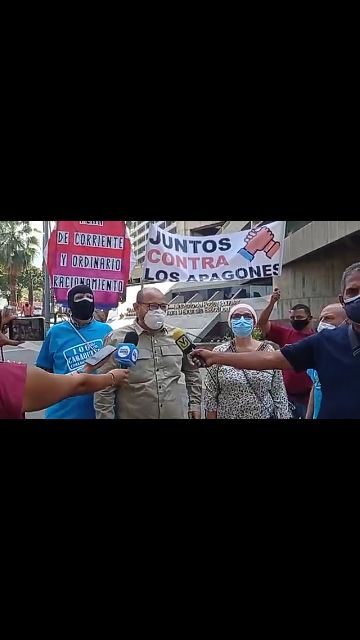 managuac's tweet photo. Su único delito es exigir al gobierno el respeto de los DERECHOS HUMANOS de los venezolanos,y sobre todo sus vecinos del Norte de Caracas, su única arma de lucha
*UN MICRÓFONO CON VERBO ENCENDIDO*
*LIBERTAD PARA EL LUCHADOR*
@CarlosJRojas13 https://t.co/PF1vRHkJpl