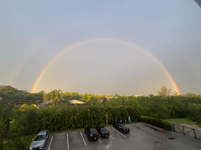 Somewhere under the rainbow 🌈 two days before @PrideStonewall in Wilton Manors. https://t.co/EXeS9dV<a href="/tag/spintowin"class="tags"><span>#spintowin</span></a>