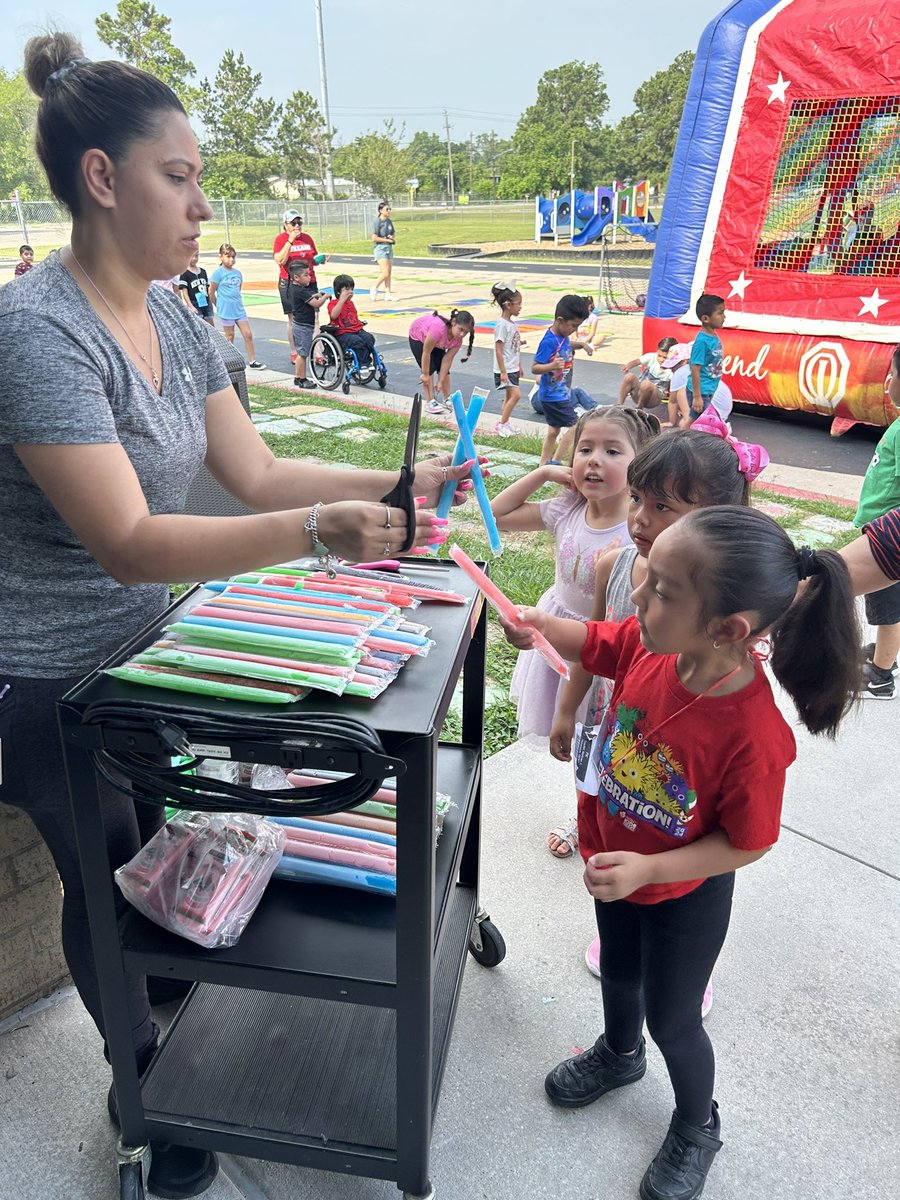 Rosalinda Garcia tweet media