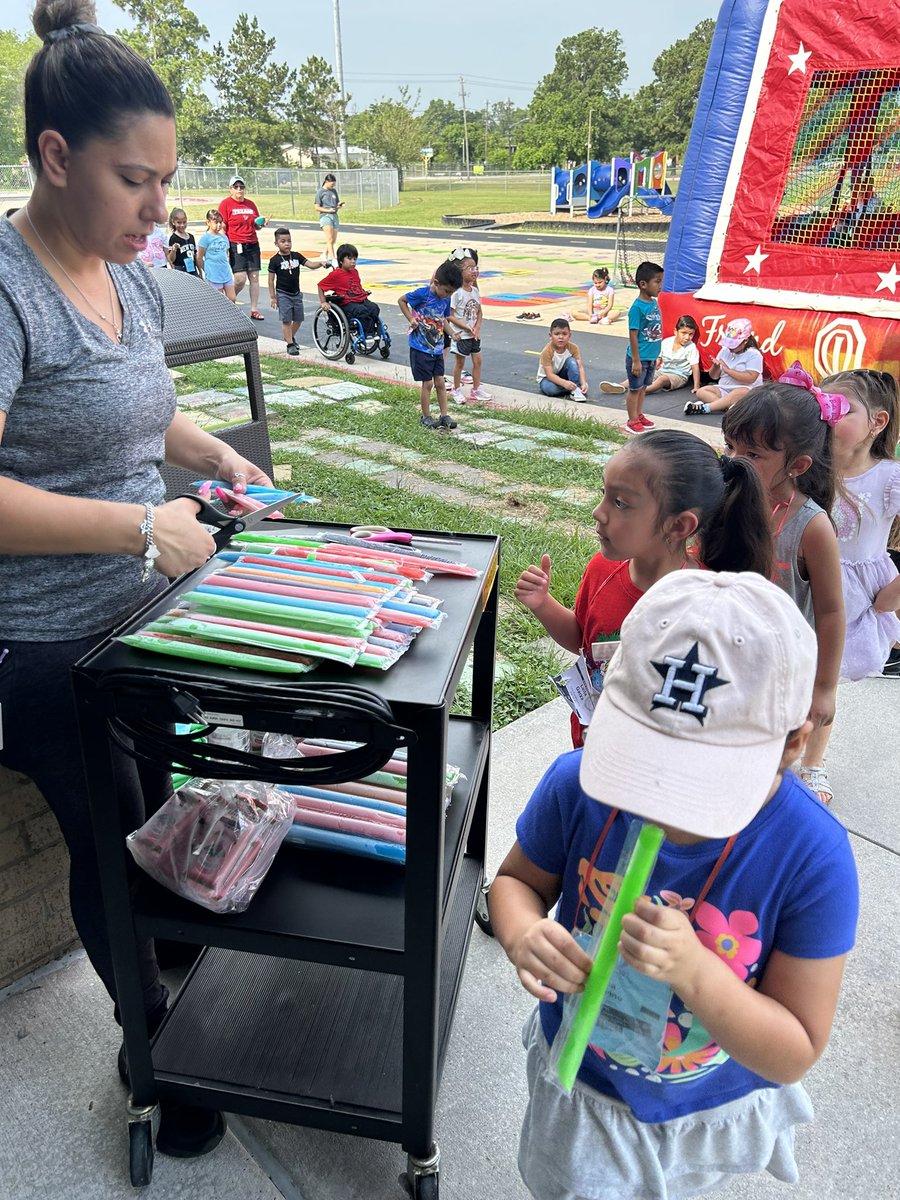 Rosalinda Garcia tweet media